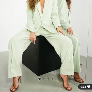 Oversized high waisted suit pants in Sage